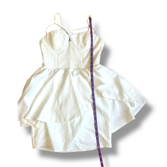 Revolve NBD Swoon Sexy White Bustier Dress Lace Peplum Open Back Bridal Size Sm - Picture 8 of 14